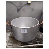 50 QT POT