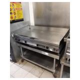 ANETS 4 FT GAS FLAT GRILL WITH STAND ON WHEELS