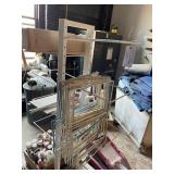 DRYING RACK WITH CONTENTS