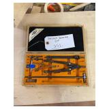 PRECISION DRAWING SET
