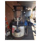 CROWN ST3000-20 HI-LOW - NEEDS NEW BATTERY