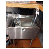SS ICE BIN 24" X 18"