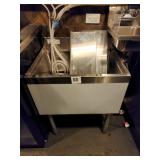 18" X 24" ICE BIN WITH COVER