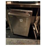 BOSCH UNDERCOUNTER DISHWASHER 5PX68USSUC142