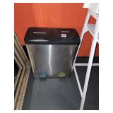 FOOT PEDAL TRASH CAN