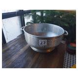 STRAINER 15" X 7"