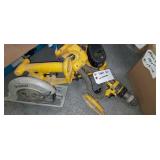 DEWALT TOOL SET