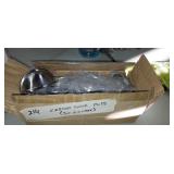 LOT APPROX 30 CABINET DOOR PULLS