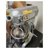 20 QT MIXER WITH SS BOWL & SAFETY GUARD