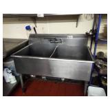 2 COMP SS SINK 51" X 28"