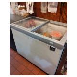KELVINATOR SLIDING TOP ICE CREAM FREEZER