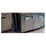 TRUE SELF CONTAINED REFRIGERATED LOWBOY
