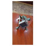 FRENCH FRY CUTTER