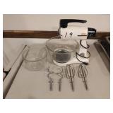 SUNBEAM MIXER WITH ATTACHMENTS 2360