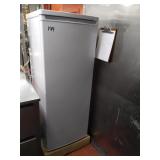 FRIGIDAIRE UPRIGHT FREEZER