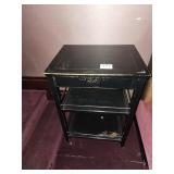 PORTABLE WOOD STAND 25" X 20" X 36"