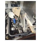LOT UTENSILS