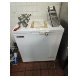 BLACK DIAMOND CHEST FREEZER