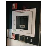 EMERGENCY DIFIBRILLATOR