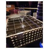 LOT 20 D&V FLUTES WITH GLASS RACK
