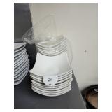 LOT 26 SQUARE BOWLS 6"