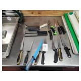 LOT 13 KNIVES