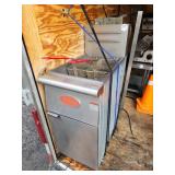 AVANTCO PROPANE GAS DEEP FRYER