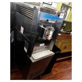 TAYLOR FROZEN BEVERAGE SLUSH MACHINE 341-27