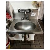 HAND SINK 19" X 17"