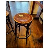 ROUND WOOD BACKLESS STOOLS