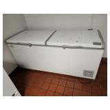 AVANTCO CHEST FREEZER