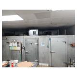 AMERIKOOLER 21 X 9 TRIPLE COMBO WALK IN BOX