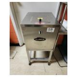 CLAWSON ICE CUBE CRUSHER HQ-C