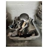 LOT UTENSILS