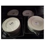 LOT OF 100 PLATES 10"