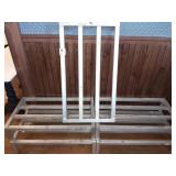 5 FT DUNNAGE STANDS