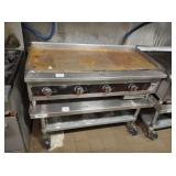 VOLLRATH 4 FT GAS FLAT GRILL WITH STAND