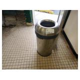 GARBAGE CAN
