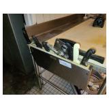 LOT KNIVES & RACK