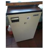 COUNTERTOP FREEZER SELF CONTAINED 33"