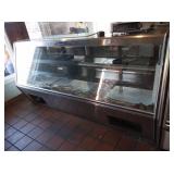 COOLMAN 8 FT SELF CONTAINED DELI CASE