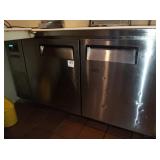 TURBO AIR 5 FT SELF CONTAINED REFRIGERATED LOWBOY