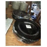 LOT OF 24 BLACK PLATES 13"