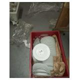 LOT OF 50 WHITE PLATES 7-1/2"