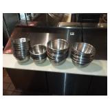 LOT OF 35 SS BOWLS MEDIUM SIZE