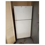 GE HOUSEHOLD REFRIGERATOR & FREEZER