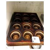 MUFFIN PANS