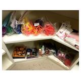 LOT COOKIE PLASTIC CUTTERS