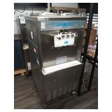 TAYLOR 2 FLAVOR & TWIST SOFT SERVE & FROYO MACHINE