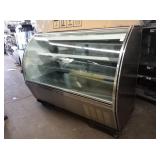 LEADER 6 FT CURVED GLASS DELI CASE SELF CONTAINED